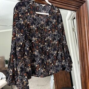 Black floral top, v-neck with metal ring detailing, like new condition, size S